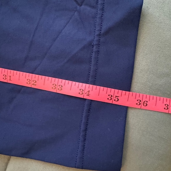 Preloved Lululemon Pants in a Navy Blue - Picture 3 of 7